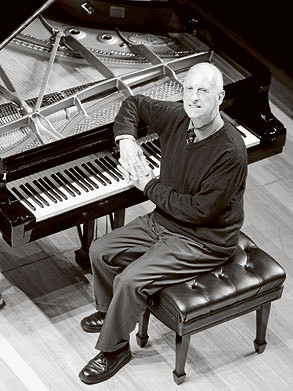Pianist Roger Woodward announces Elisabeth Murdoch Hall show
