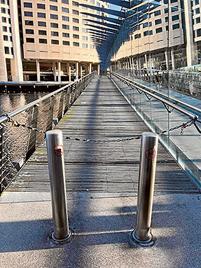 Walkway STILL closed